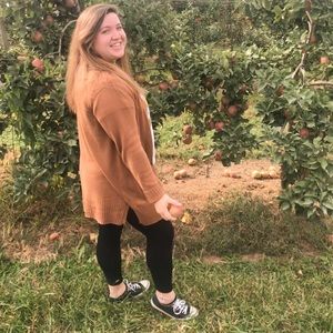 Meet your Posher, Jenna